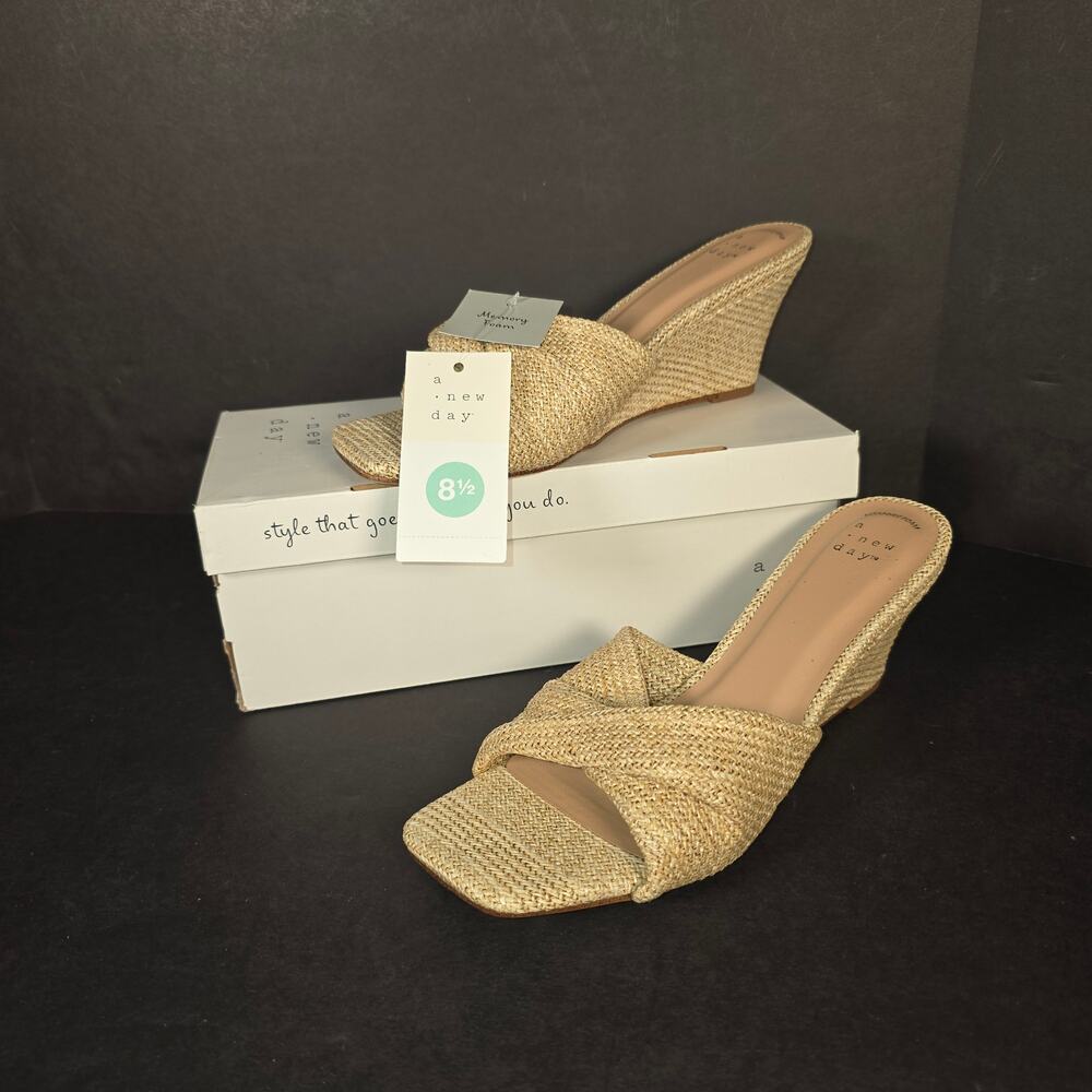 A New Day Women's Amel Wedge Heels Natural Twisted Single Memory Foam Insole 8.5